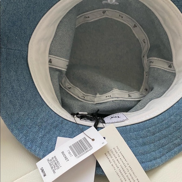 Aritzia Denim Bucket Hat - Picture 3 of 4